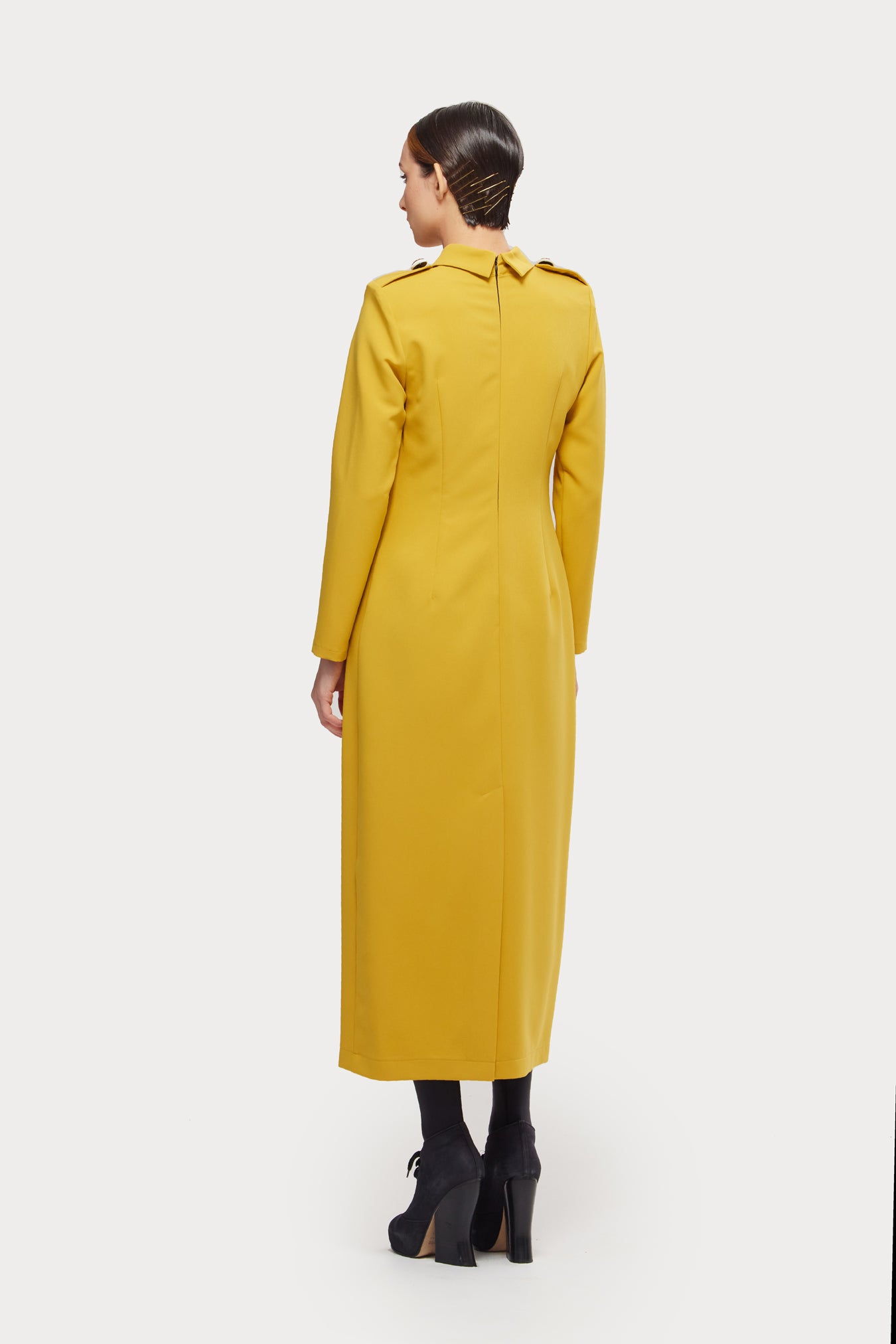 Fitted Long Sleeve Dress With Stand-Up Collar Yellow – Julia Allert