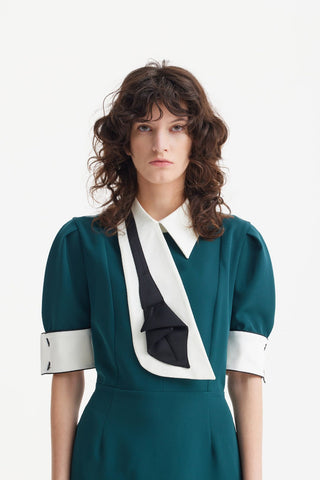 Formal Fitted Dress With White Collar - Office To Evening Style Green - Julia Allert