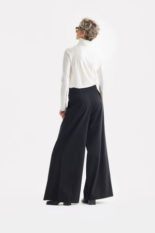 High-Waisted Cotton Wrap Trousers, Skirt Effect - Black - Julia Allert