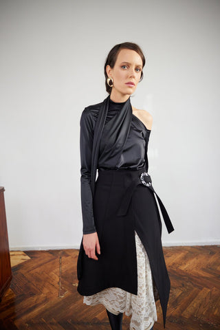 Layered Skirt With White Lace Detail Black - Julia Allert