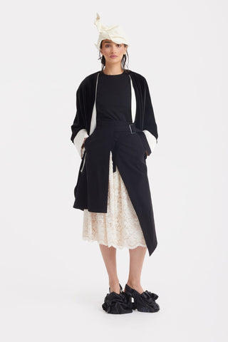 Layered Skirt With White Lace Detail Black - Julia Allert