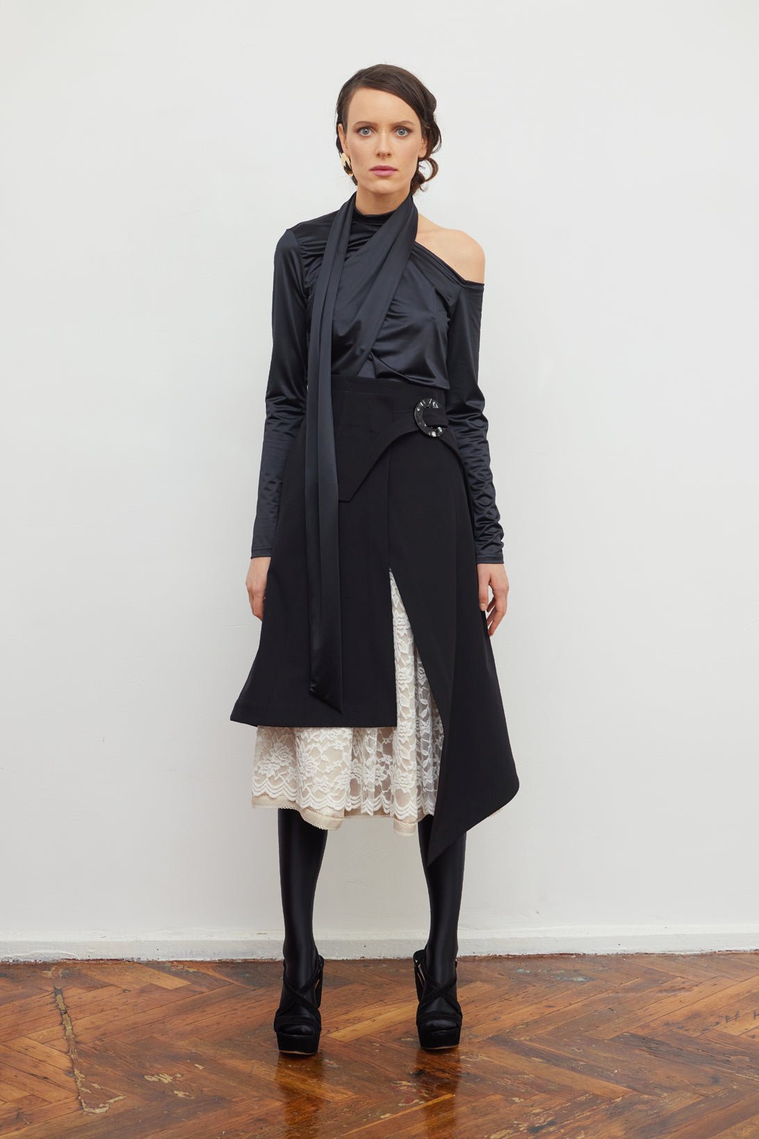 Layered Skirt With White Lace Detail Black - Julia Allert