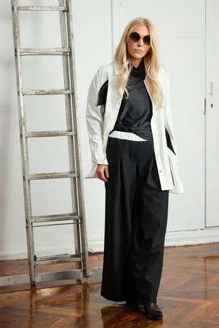 Wide-Leg Black Trousers With Contrasting Waistband White