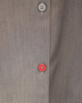 Minimalist Button-Up Shirt with Red Detail Grey - Julia Allert