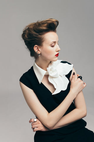 Modern Business Sheath Dress With Decorative Collar - Black - Julia Allert