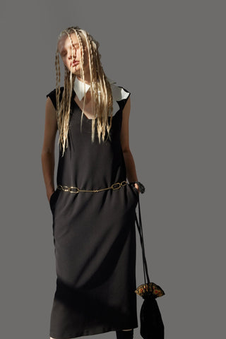 Modern Business Sheath Dress With Decorative Collar - Black - Julia Allert