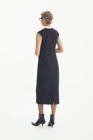 Modern Business Sheath Dress With Decorative Collar - Black - Julia Allert