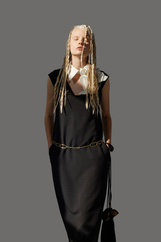 Modern Business Sheath Dress With Decorative Collar - Black - Julia Allert