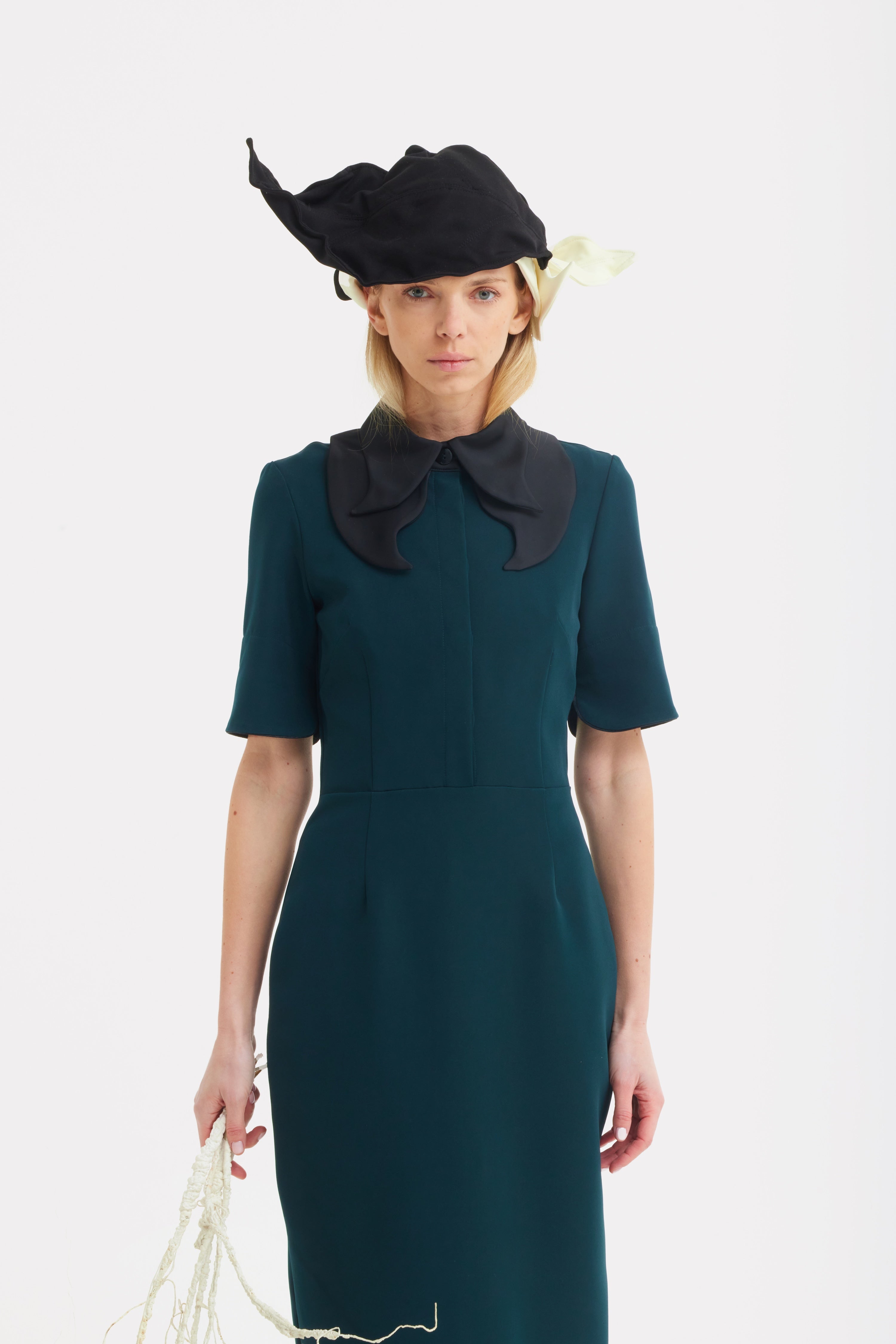 Polished Fitted Midi Short Sleeve Dress - Green S Polished Fitted Midi Short Sleeve Dress - Green S