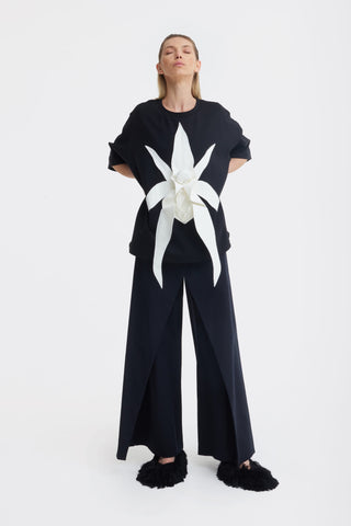 Relaxed Fit Knit Top – Black