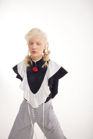 Ruffled Bib Collar With Red Beaded Brooch – Black - Julia Allert