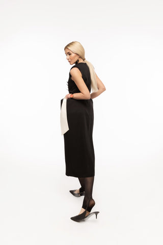 Sculptural Sleeveless V-Neck Midi Dress With Belt Black - Julia Allert