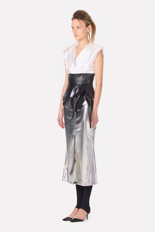 Structured Fit Cap Sleeve V-Neck Blouse White - Julia Allert