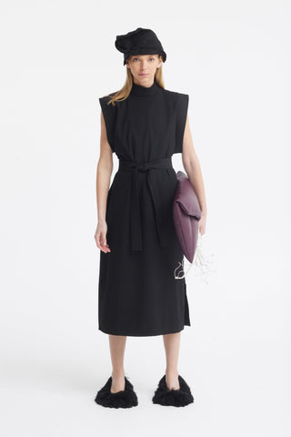 Stylish Straight Dress With Belt Black - Julia Allert