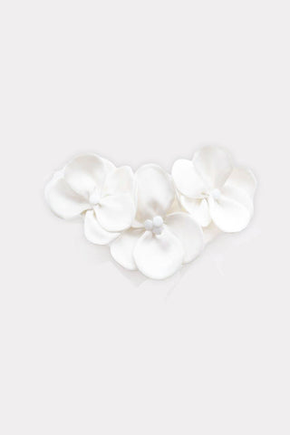 Versatile Floral Satin Collar Neckpiece - Ivory