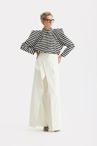 Work & Occasion - Structured Shoulder Blouse Black-White - Julia Allert